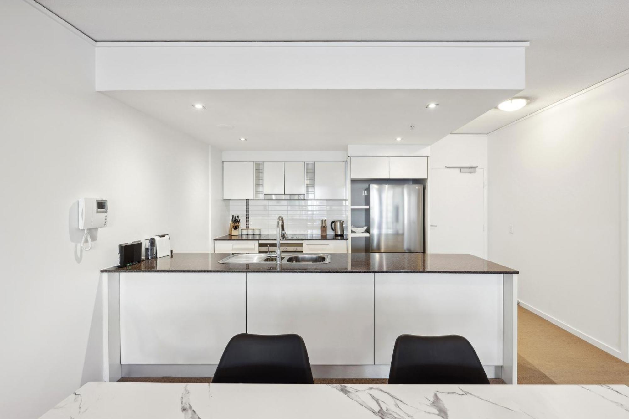 Ocean View 3-Bed With Gym, Pool, Sauna & Parking 골드코스트 외부 사진